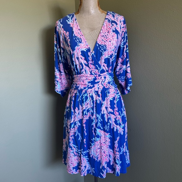 Lilly Pulitzer Pink and Blue Patterned women’s Dress w/attached shorts Sz M - Picture 2 of 9